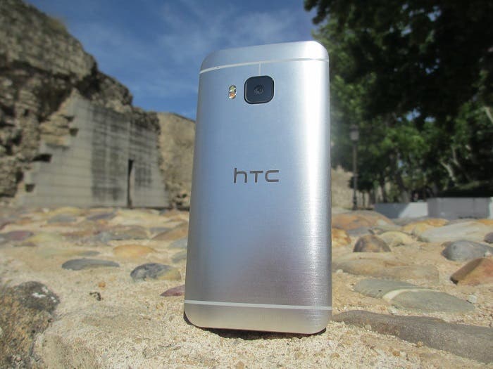 HTC One M9