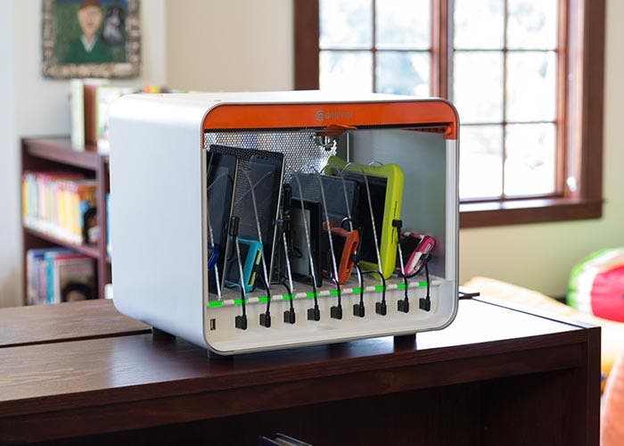 Estos son los accesorios imprescindibles que tu smartphone debe tener