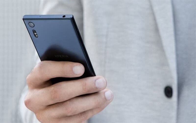 El próximo gama alta de Sony aparece con una pantalla 18:9 sin biseles