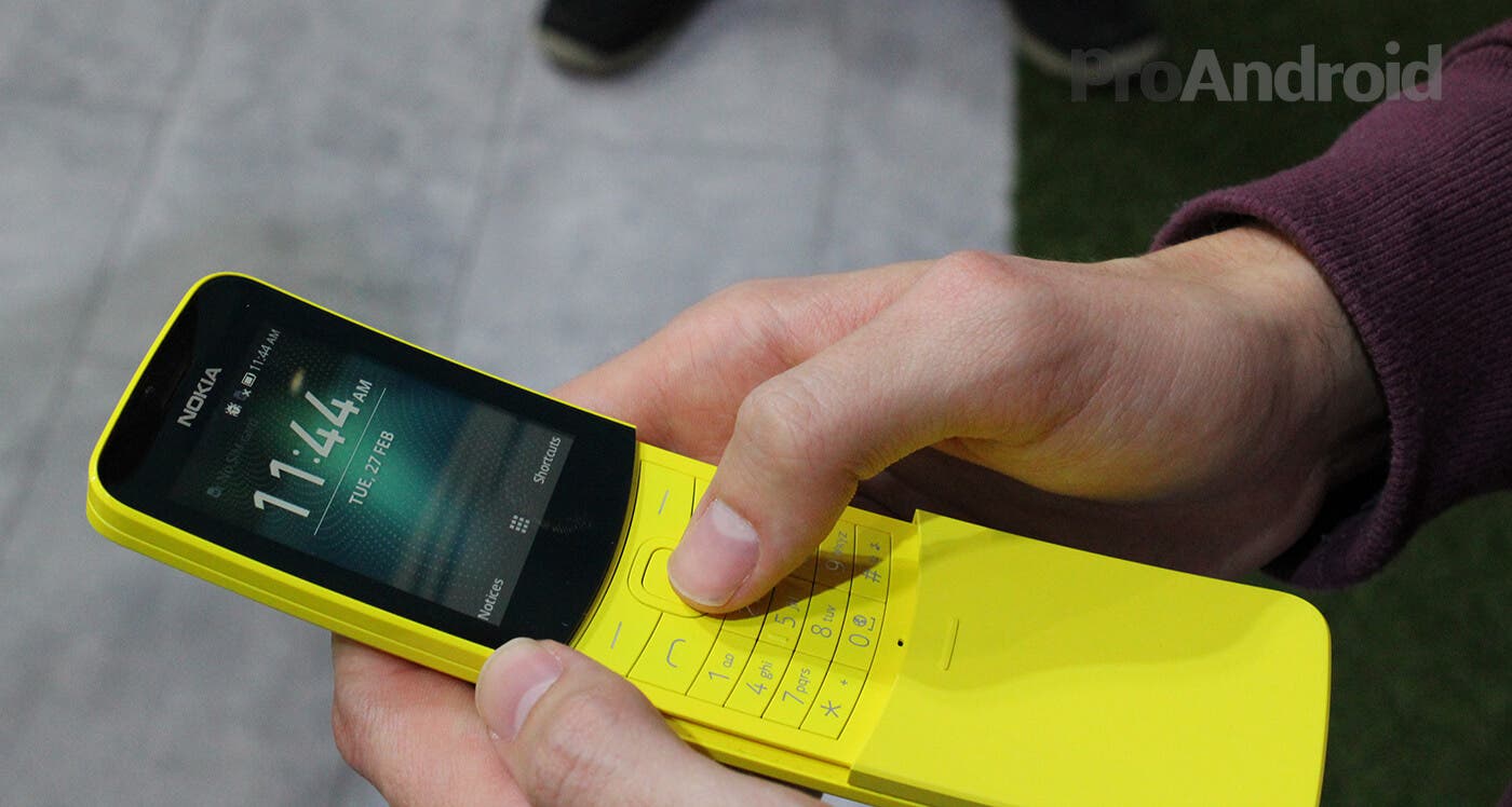 Usando el Nokia 8110