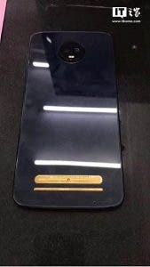 pantalla del motorola moto z3 play