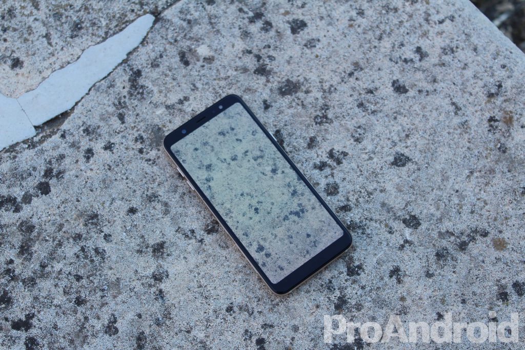 Samsung anuncia una pantalla irrompible que podría utilizar en móviles
