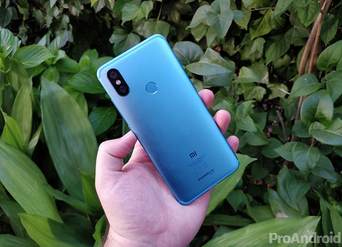 El Xiaomi Mi A2 recibirá Android 9 Pie desde hoy mismo