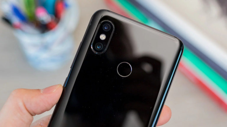 Xiaomi Mi 8 lanza oficialmente la versión de 8 GB de RAM
