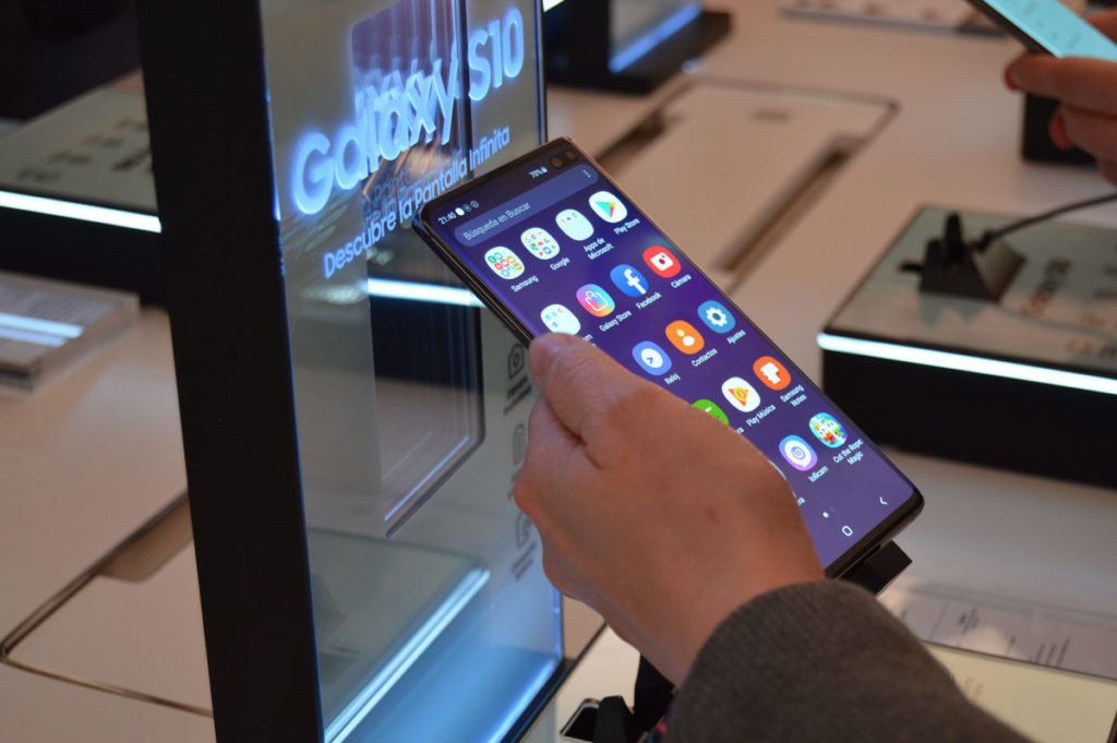 Android Q llegará a los Samsung bajo One UI 2.0 y el Galaxy S11 estrenará One UI 2.1