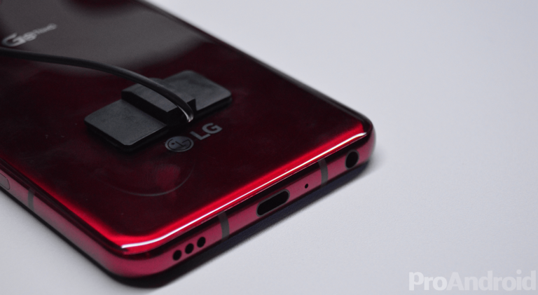 Android 10 te avisará si el puerto USB está demasiado caliente, tiene suciedad o líquidos