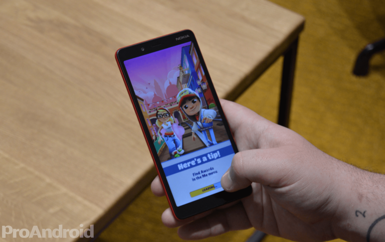 Ya conocemos el diseño y especificaciones del Nokia X71, será el primero con agujero en pantalla