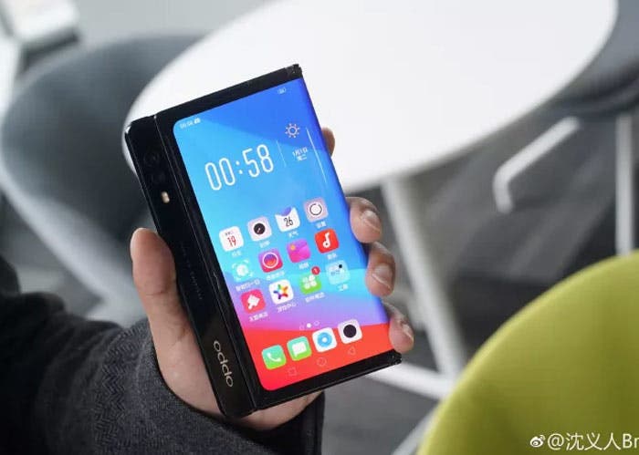 Oppo muestra un teléfono plegable muy similar al Mate X