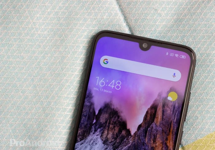 Así puedes utilizar el notch de tu móvil como indicador de batería