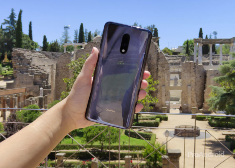 Tu OnePlus 7 no se está volviendo loco, la compañía pide disculpas