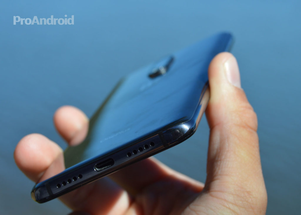 El OnePlus 7T aparece con un nuevo diseño al estilo Motorola
