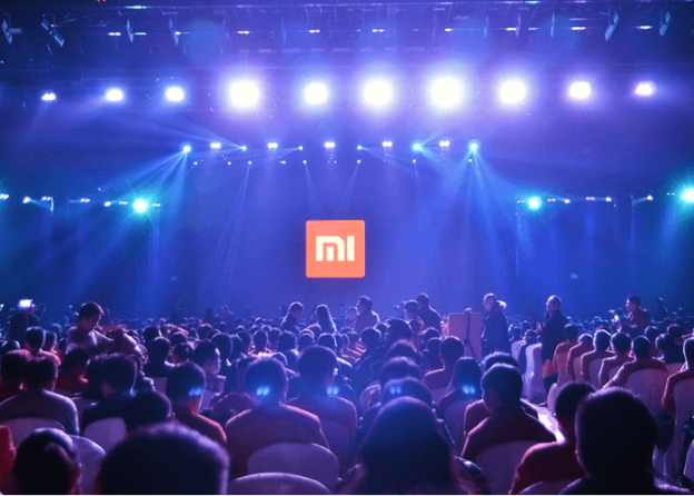 Xiaomi retrasa el lanzamiento global del Xiaomi Mi 10. Oppo le acompaña