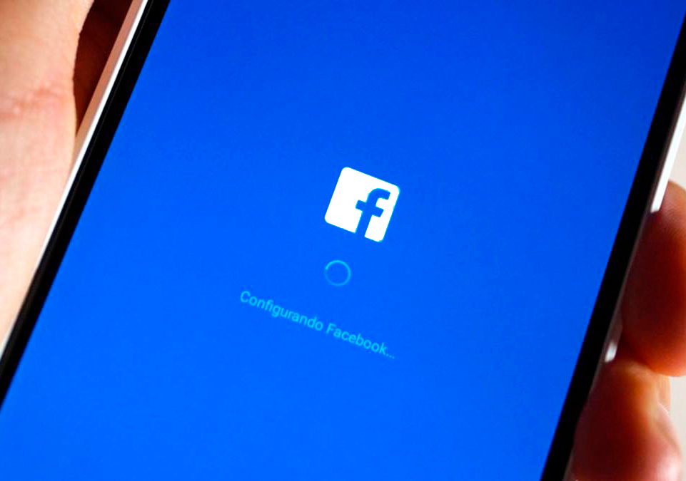 ¿Va a desaparecer la aplicación de Facebook de tu móvil? ¿Qué es Meta?
