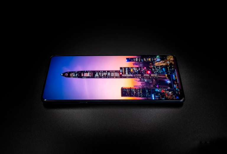 Nuevo Motorola Moto G a la vista: diseño renovado con mucho parecido al iPhone