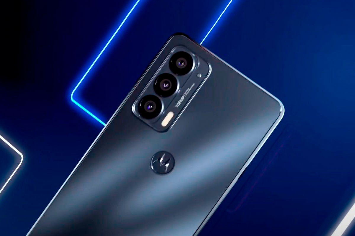 Así será el Motorola Edge 2022: Dimensity 1050, pantalla 144 Hz y 3 cámaras