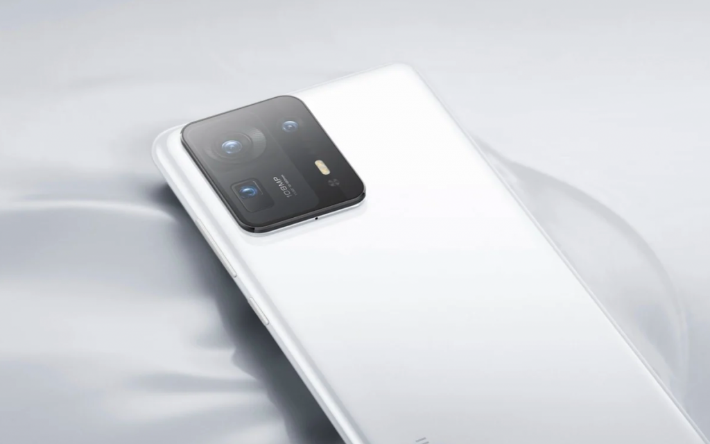 Primeros detalles del Xiaomi 13: pantalla más grande y misma resolución