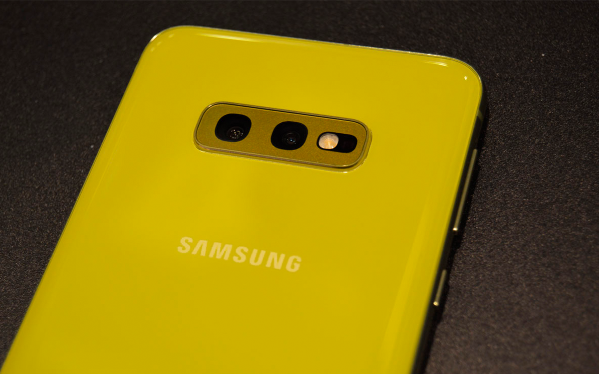 ¿Tienes uno de estos 4 móviles Samsung? A partir de hoy no recibirán más actualizaciones