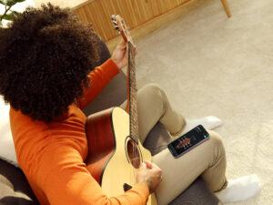 Descarga esta app si tienes problemas para afinar tu guitarra