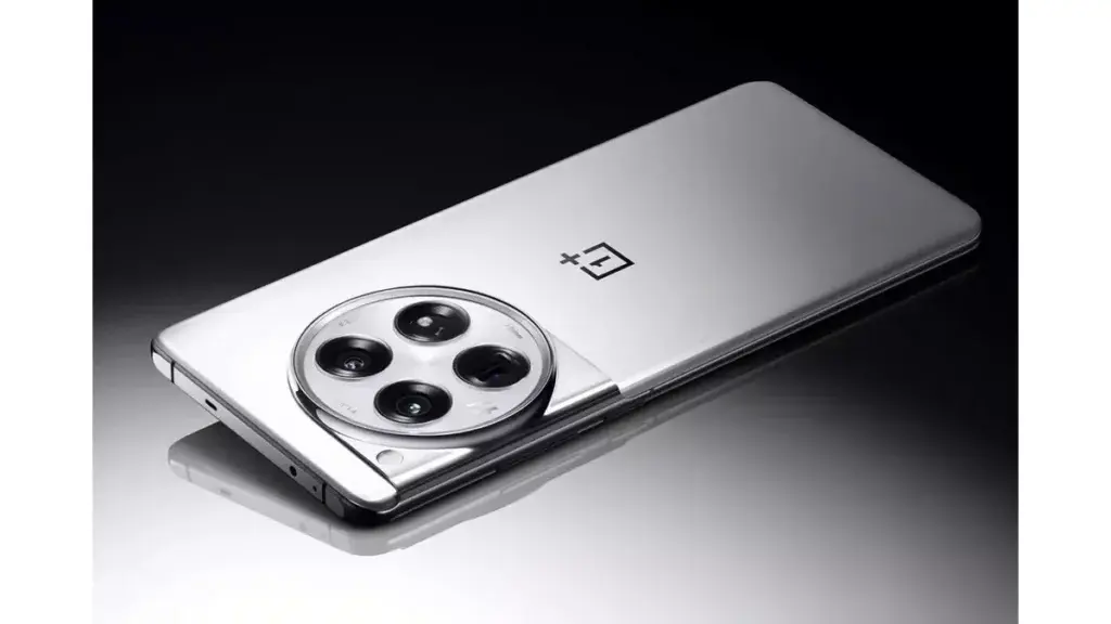Los últimos rumores indican que el OnePlus 13 obtendría una enorme batería