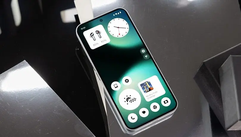 Algunos móviles no están en la primera lista para recibir Nothing OS 4.0 beta