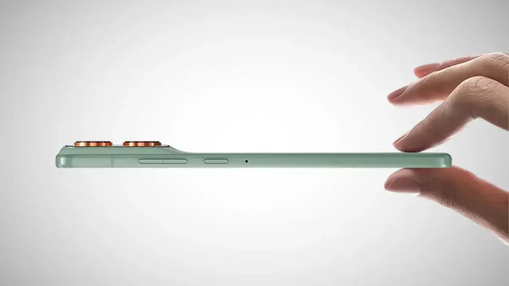 Motorola Moto X70 Air es oficial: el móvil ultra ligero con la batería más grande