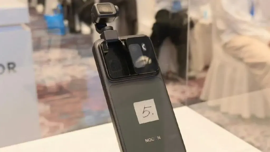 Honor muestra por primera vez el Robot Phone: el móvil robótico que parece salido del futuro