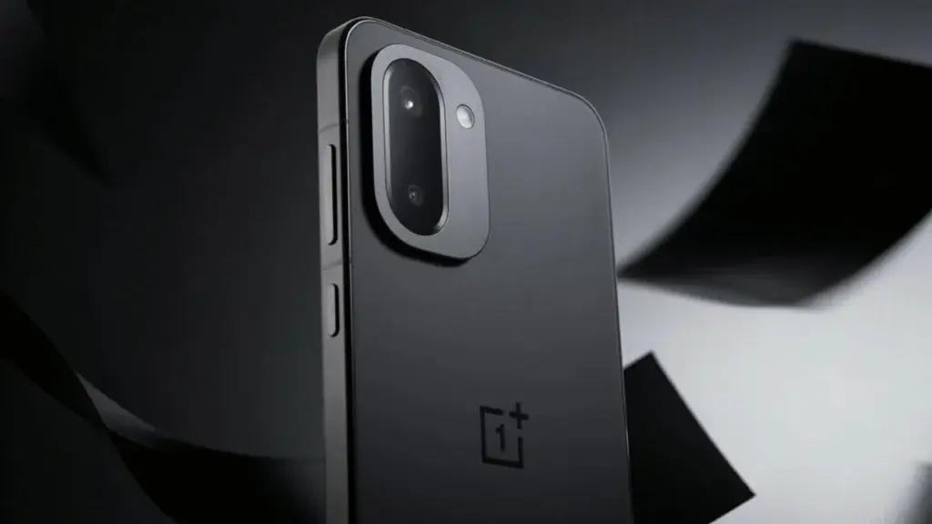 La batería del OnePlus 15R podría superar los 7300 mAh del OnePlus 15: toda la información