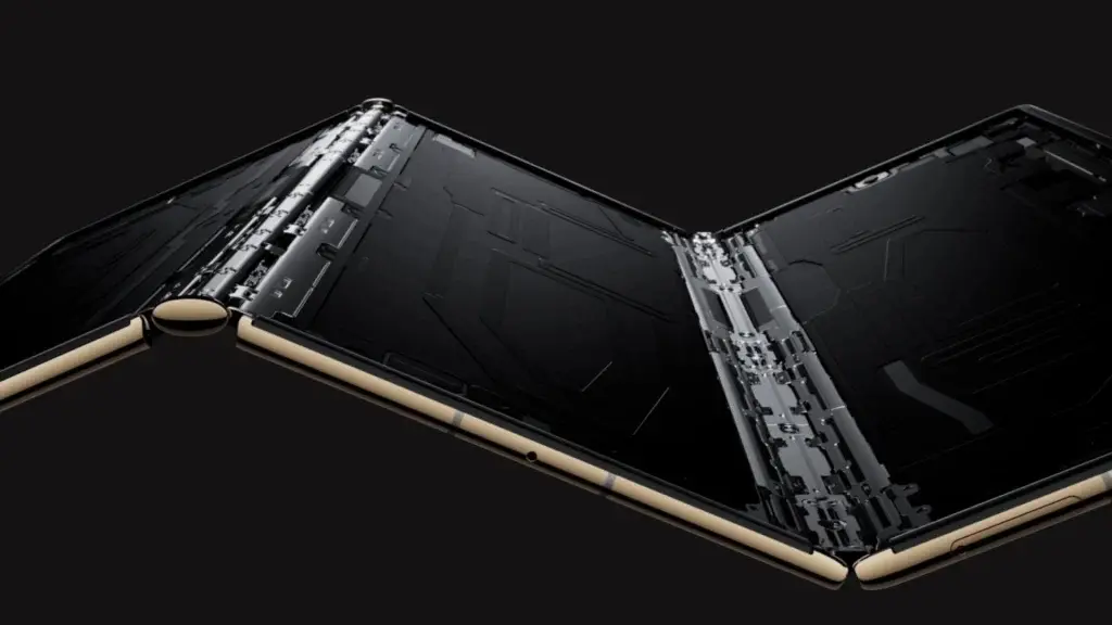 Triple plegado al detalle: diferencias entre el Galaxy Z TriFold y el Mate XTs