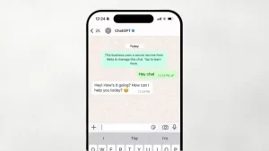 Cómo hablar con ChatGPT en WhatsApp sin instalar nada: la inteligencia artificial vuelve a Europa