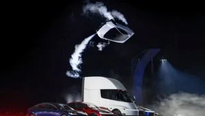 El coche volador de Elon Musk es real: así es el impresionante Tesla Roadster